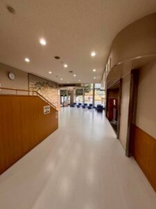 イベントホール改修床工事 施工前