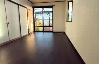 福岡LDKフローリング張替、クロス張替施工前